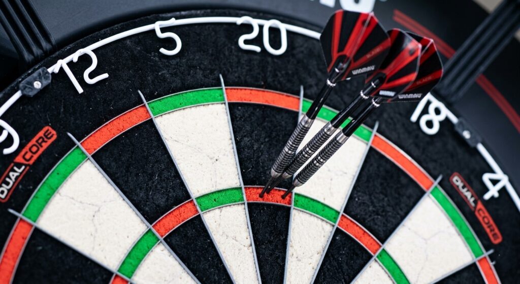 Best dart board for home use Winmau Blade 6.